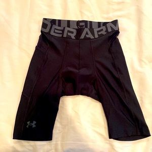 Under Armour heat gear compression shorts